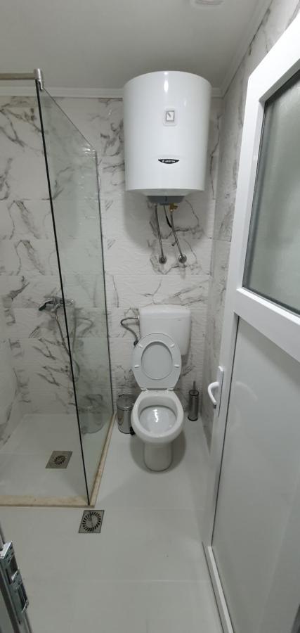 Cozzy Apartment Near The Aiport Podgorica Ngoại thất bức ảnh